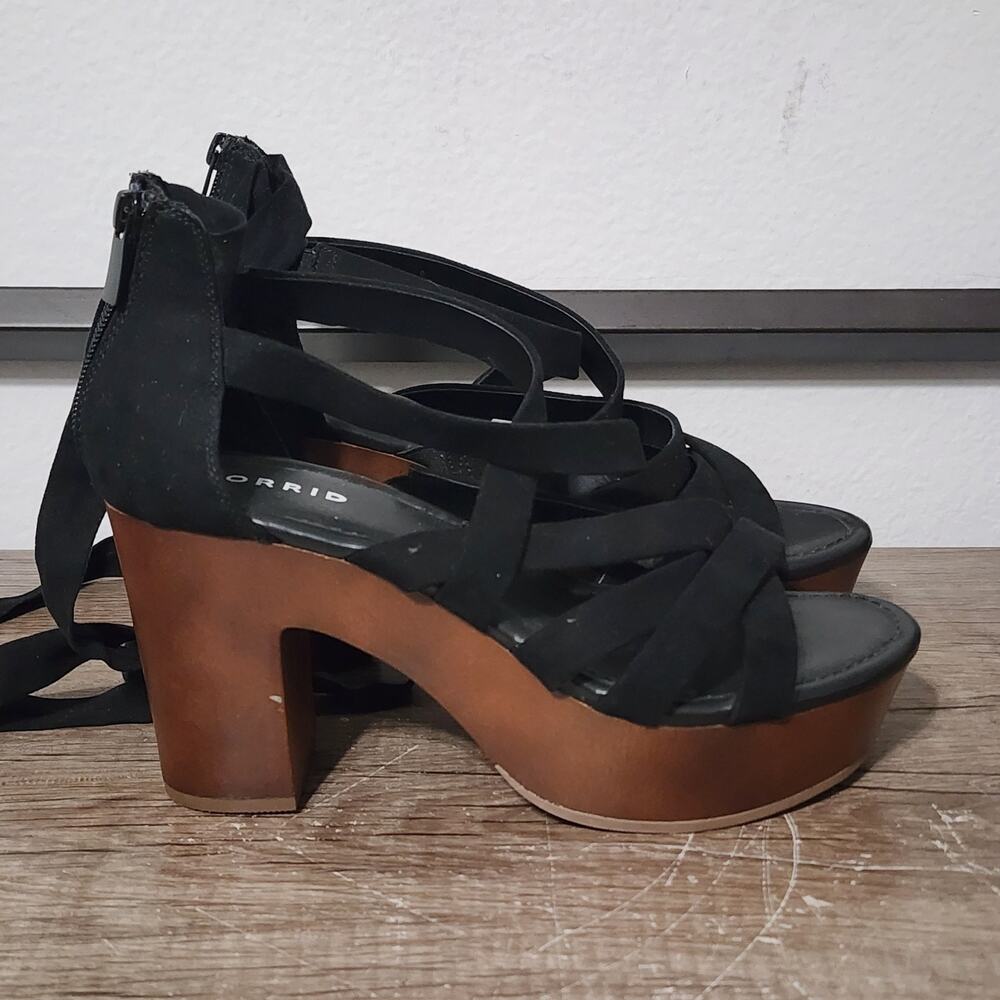Torrid Ankle Wrap Wooden Heel Women's Shoes Size 8.5 Black - Picture 3 of 7